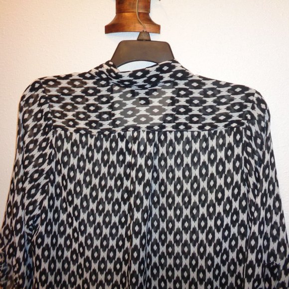 AB Studio Women's Button Front Shirt Size Large - Picture 7 of 9
